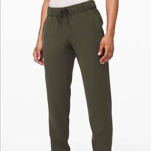 Lululemon On The Fly Joggers